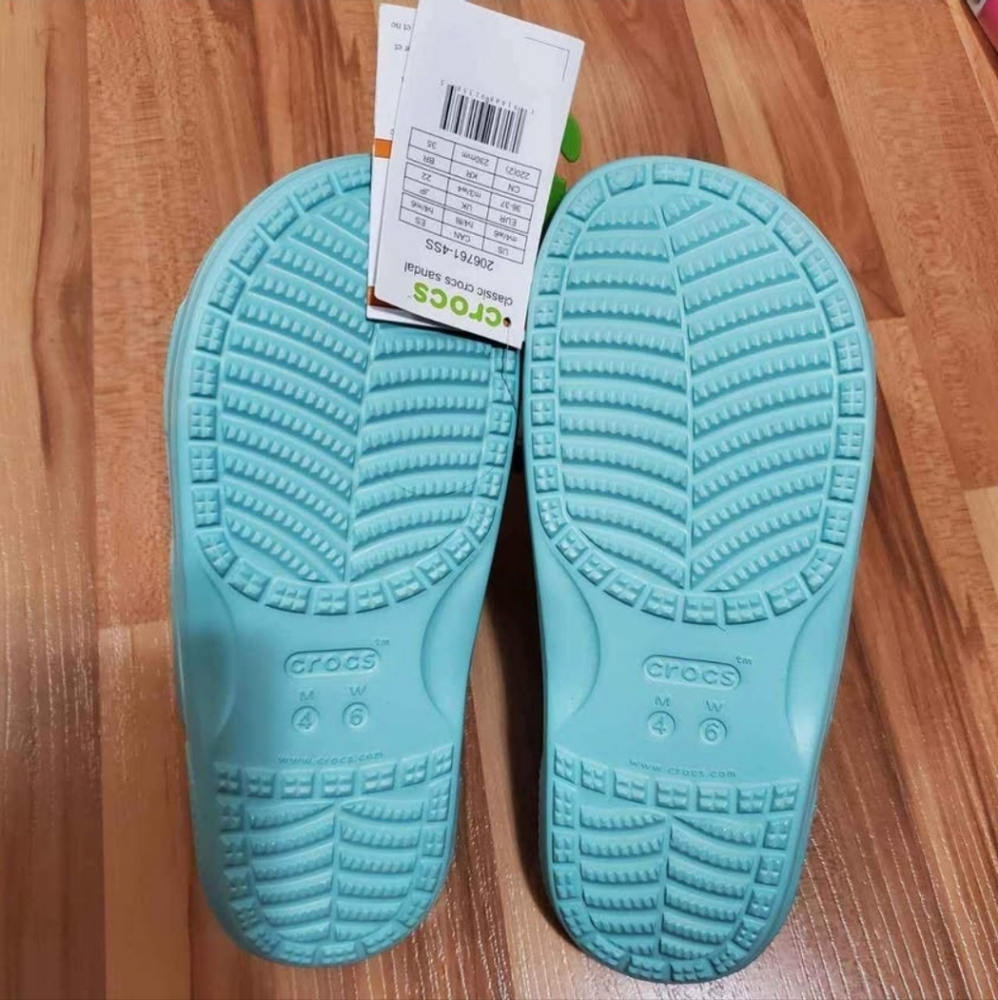 Crocs Two-Strap Slide Sandals for women US 6 - Picture 3 of 3